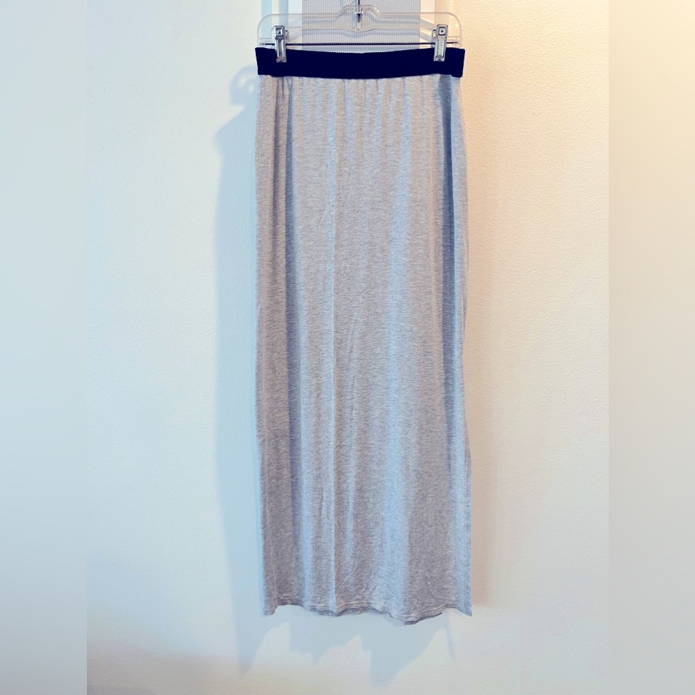 Woman’s Madai Maxi Skirt W/ slit